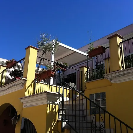 아파트 Pauli's House 몬세라토